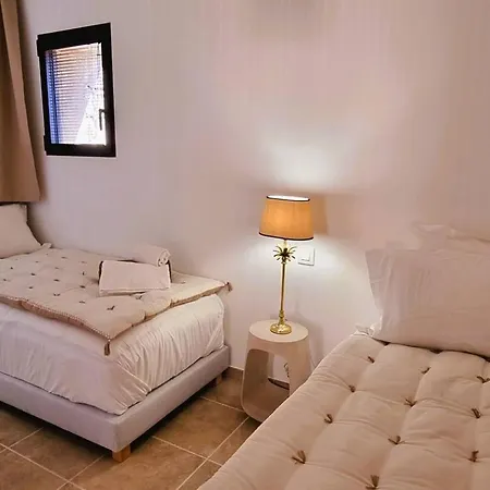 Domaine De Gialla Bergerie Prugna, 8 Pers, Piscine Chauffée, 10 Mn